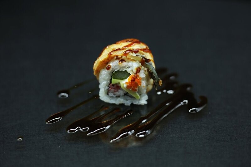 UNAGI ROLL