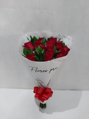 Buquê com 15 Rosas &quot;Flores pra Você&quot;