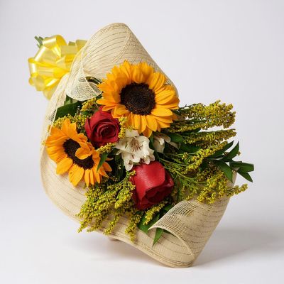 Ramalhete de Rosas e Girassóis Poesia