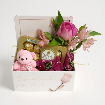 Cesta de Chocolates com Carinho