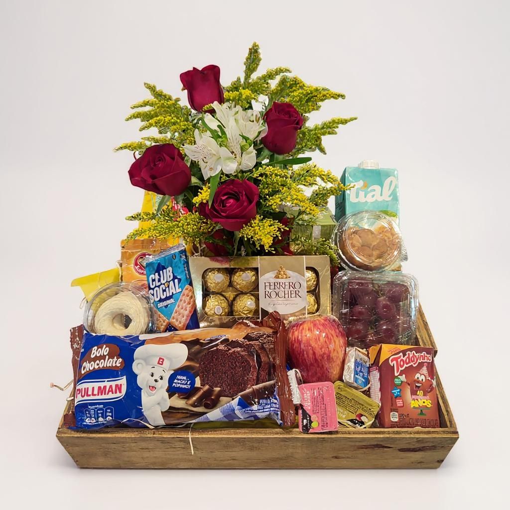 Bandeja de Café Especial com Rosas e Ferrero Rocher
