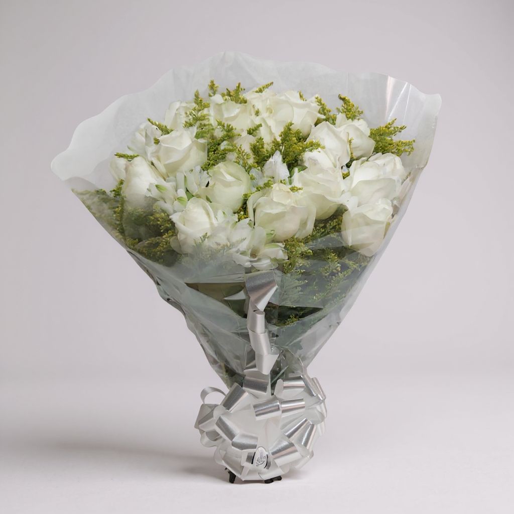 Buquê de 06 Rosas Brancas