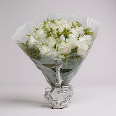 Buquê de 06 Rosas Brancas