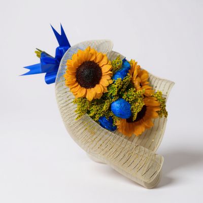 Buquê de Rosas Azuis e Girassóis Poesia