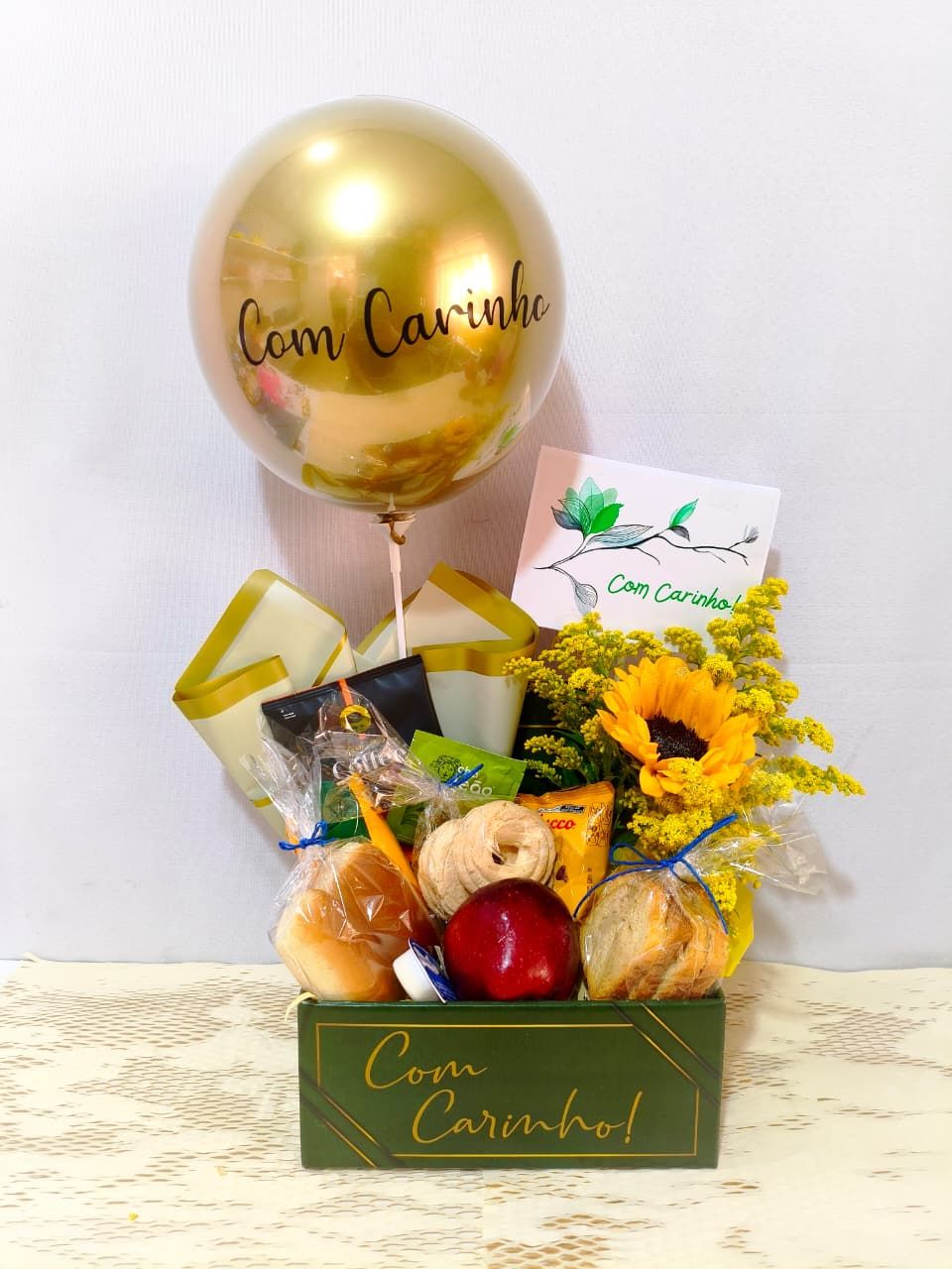 Cesta de Café Elegante + Balão Com Carinho