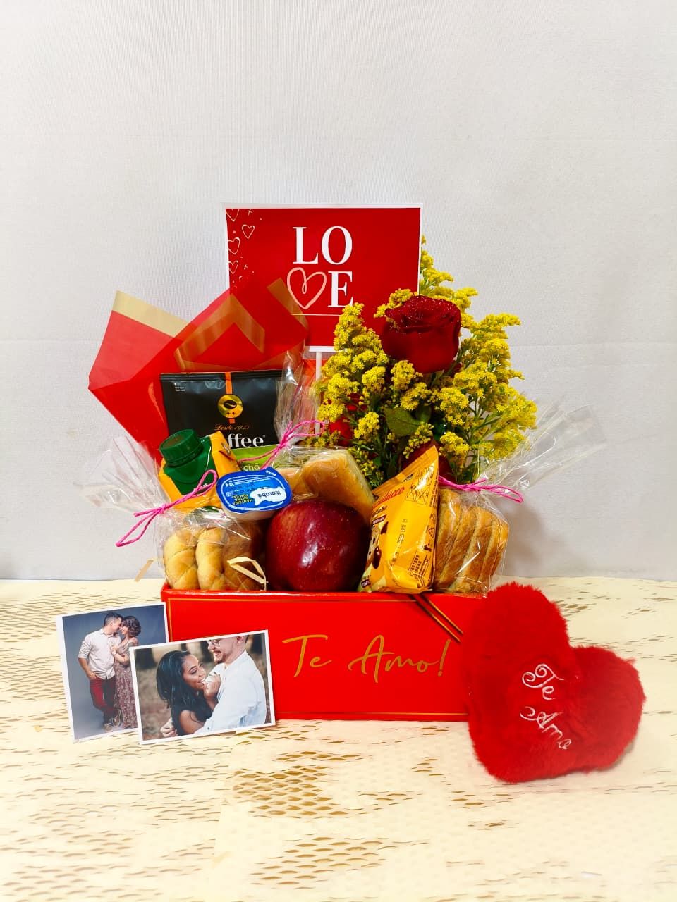 Cesta de Café My Love + Chaveiro de Coração + Mini Fotos