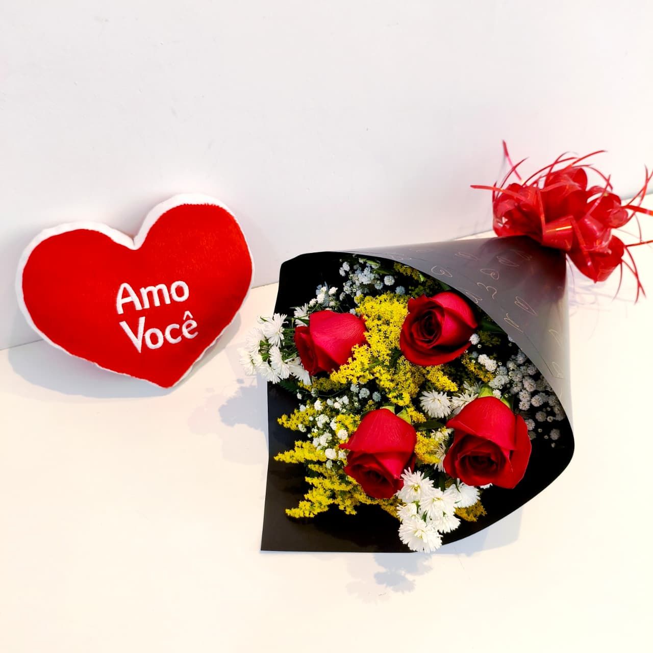 Buquê de Rosas Elegância e Coração