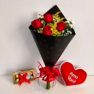 Buquê de Rosas Elegância + Coração e Ferrero Rocher