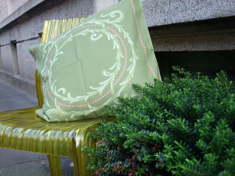 Kissenbezug, 50x50cm, Kranz – *unser Messemodell* Kissenbezug, 50x50cm, Kranz – *unser Messemodell*