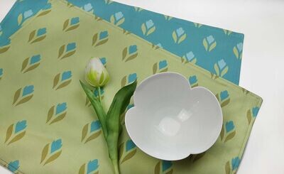 Tischset, 50 x 35cm, zum Wenden, Tulpenmotiv, Wasserblau-/Grüntöne