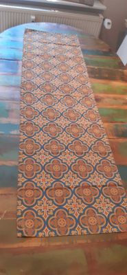Tischläufer, 40x144cm, Baumwollstoff, Muster "Herrenhaus", dunkelblau-braun