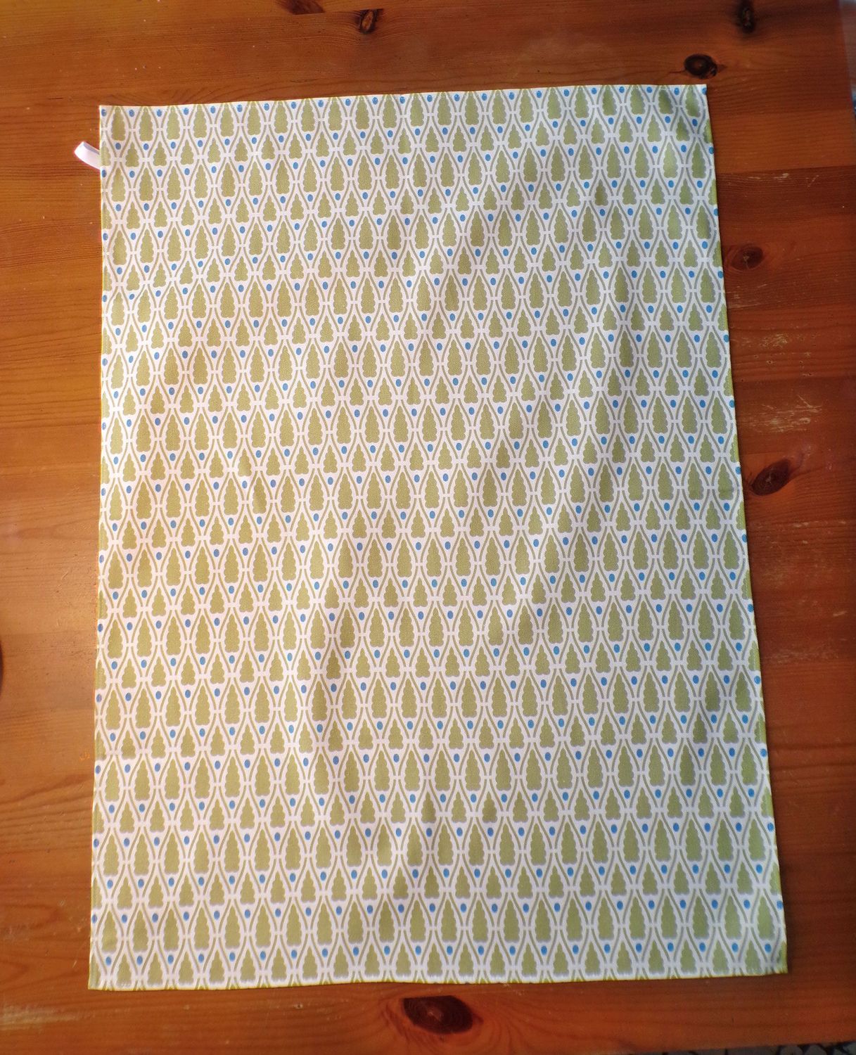 Geschirrtuch, 50x70cm, Baumwolle, weiß mit grünen Bäumchen