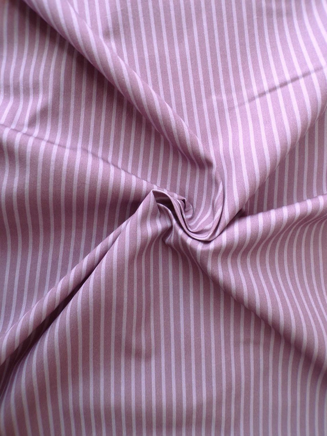 Popeline, Meterware, Bauwollstoff, Streifen fliederfarbig, violett, hellviolett, 145 cm breit, bio