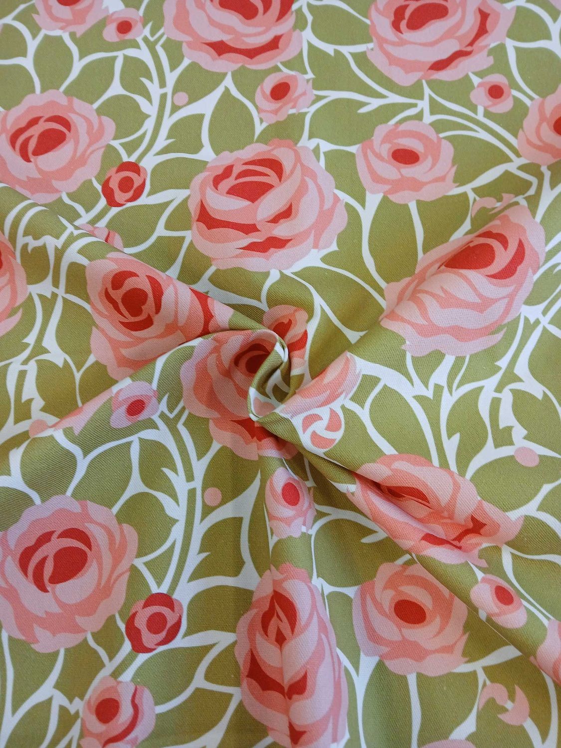 Halbpanama, Meterware, Baumwollstoff, weiß-grün-Rosatöne, Rosen, Landhausstil, Muster "Weg zum Turm"