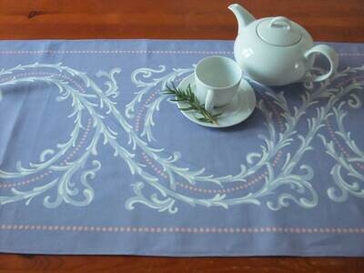 Tischläufer, Dornenhecke, lavendelfarbig, 45cm breit, zwei Längen