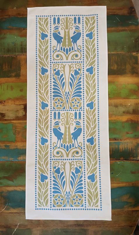 Tischläufer, Raben, Blau-Grün, 40cm breit, verschiedene Längen Tischläufer, Raben, Blau-Grün, 40cm breit, verschiedene Längen