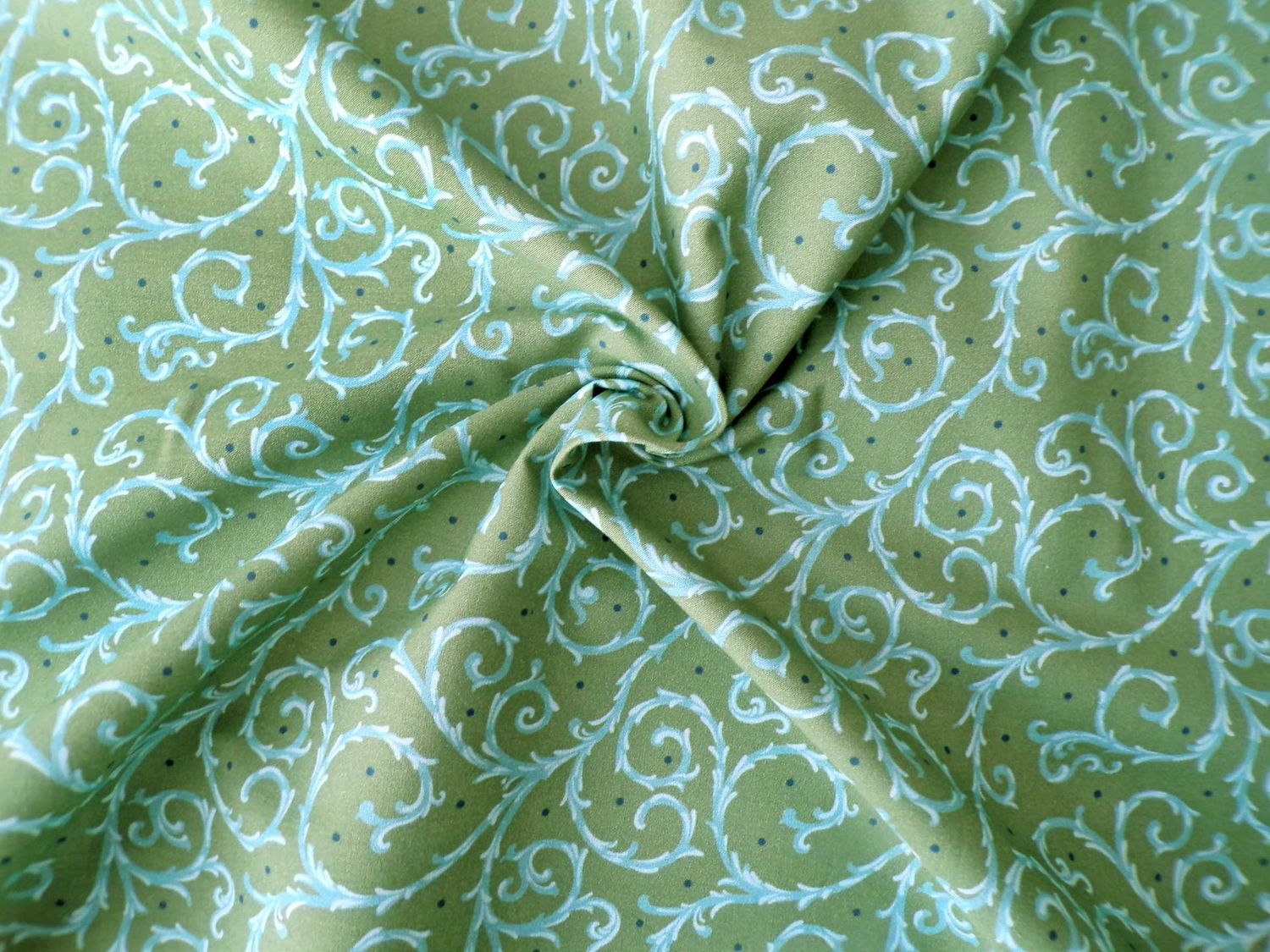 Popeline, Meterware, Baumwollstoff, GOTS, bio, Motiv Dornenhecke, grün-wasserblau, dunkelblaue Pünktchen, Webware, Futterstoff, Blusenstoff, Hemdenstoff, Trachten, Dirndl, Patchwork
