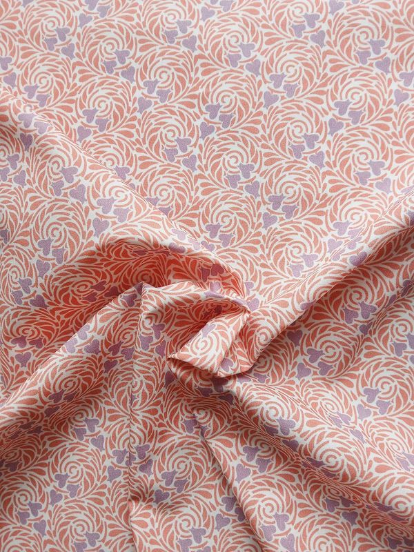 Popeline, Meterware, Baumwollstoff, GOTS, bio, Motiv Rabenwiese, rosa-violett, bio, weißer Grundton, Blusenstoff, Hemdenstoff, Futterstoff, Webware, Trachten, Dirndl, Patchwork