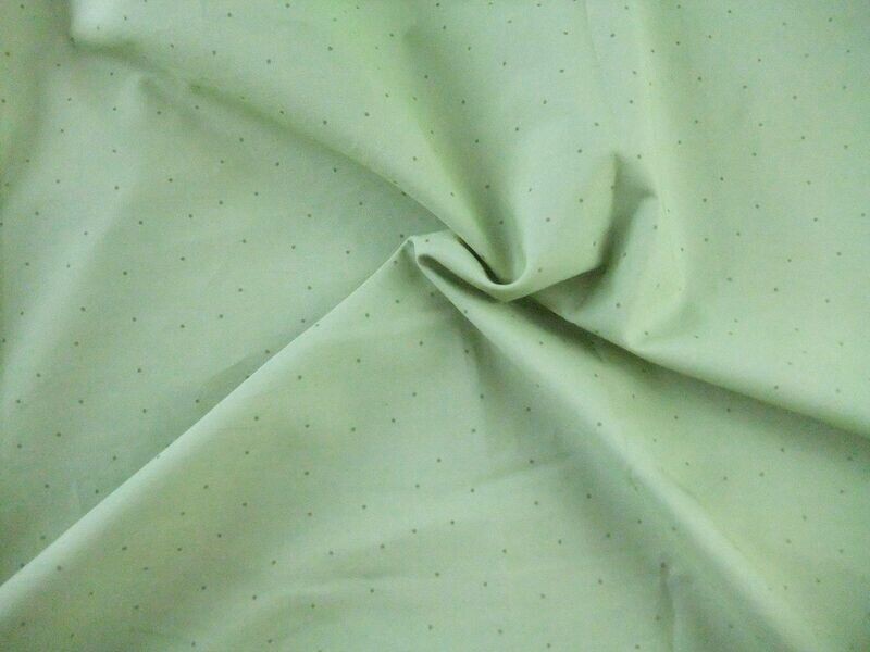 Popeline, Meterware, Baumwollstoff, Punkte, hellgrün-dunkelgrün, bio, GOTS, Futterstoff, Webware, Blusenstoff, Hemdenstoff, Patchwork, Trachten, Dirndl