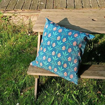 Kissenhülle, 40 x 40cm, Motiv Kissenhülle, 40 x 40cm, Motiv "Erker", Farbstellung "Sommernacht" (Dunkelblau)