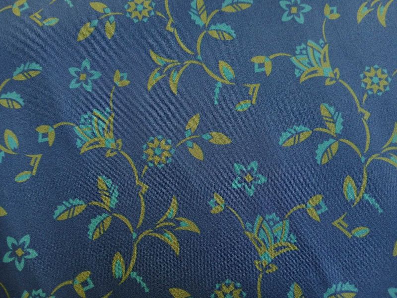Popeline, Baumwollstoff, Meterware, Disteln, dunkelblau/türkis/grün, GOTS, bio, Webware, Blusenstoff, Hemdenstoff, Trachten, Patchwork, Dirndl Popeline, Baumwollstoff, Meterware, Disteln, dunkelblau/türkis/grün, GOTS, bio, Webware, Blusenstoff, Hemdenstoff, Trachten, Patchwork, Dirndl