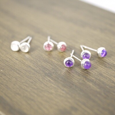 Classic cup studs in silver