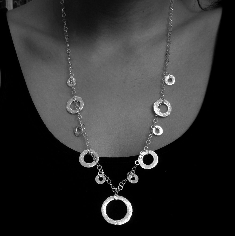 Large circles necklace
