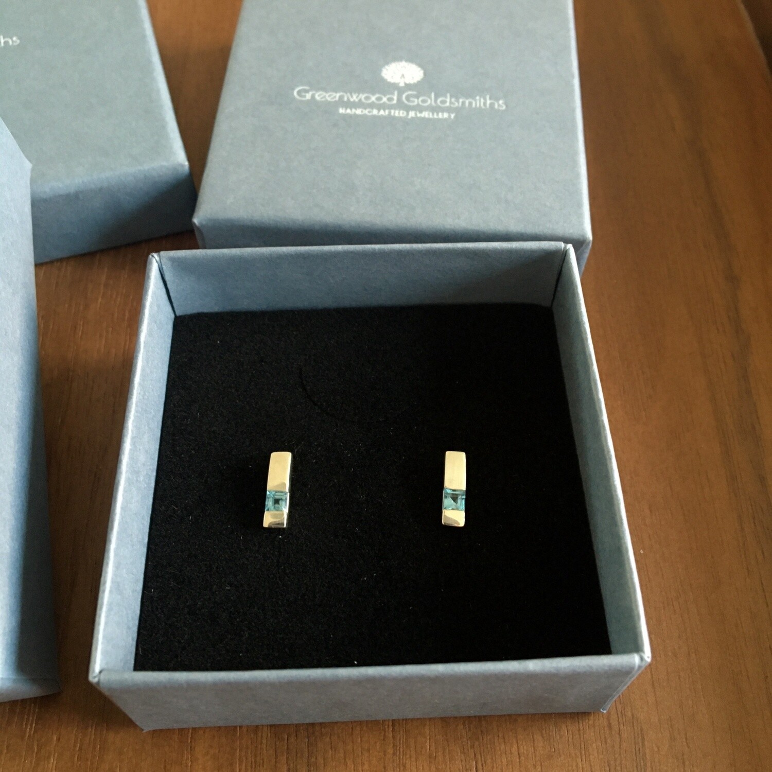 Horizon studs, Combination: Aqua/ white gold