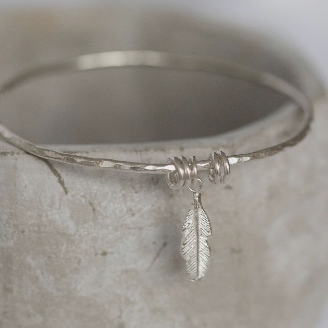 Feather bangle