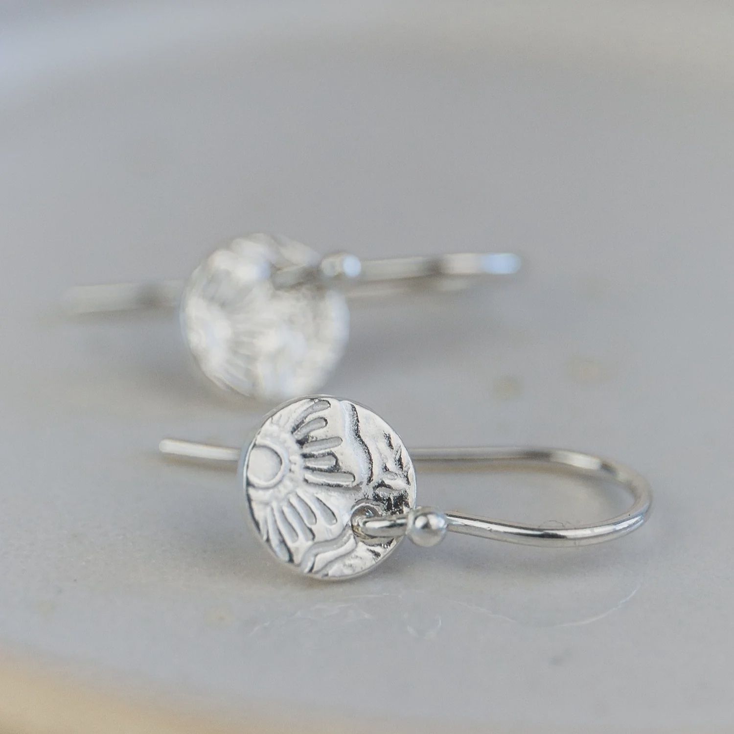 Circle textured earrings