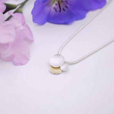 Triple bubble pendant