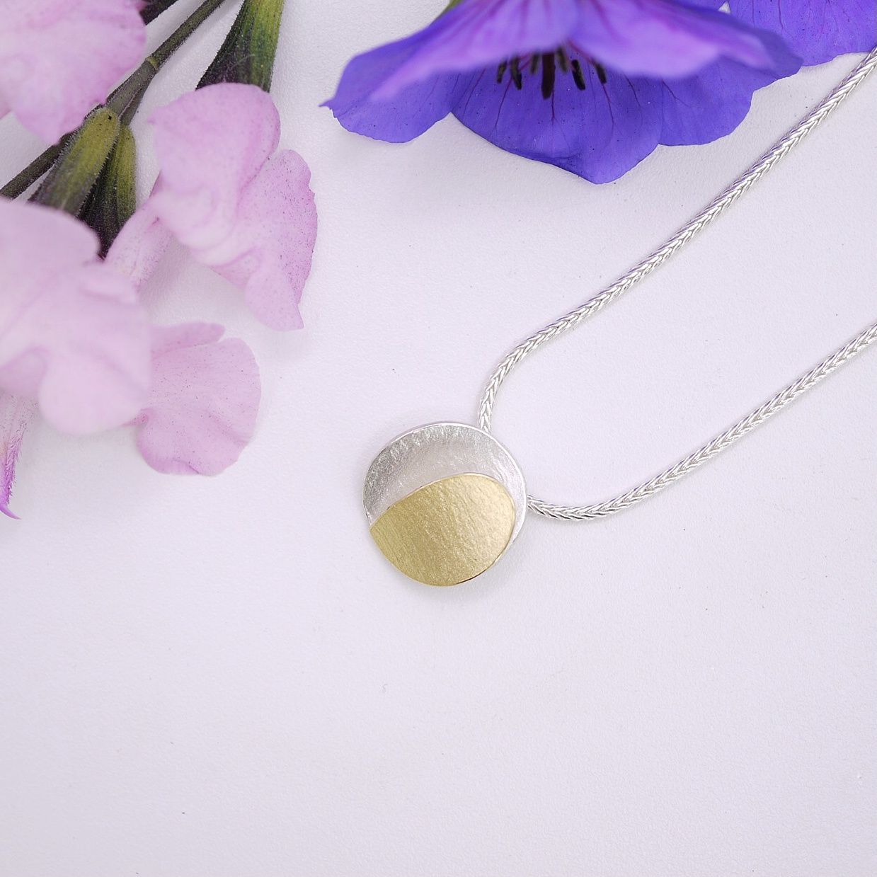 Eclipse pendant