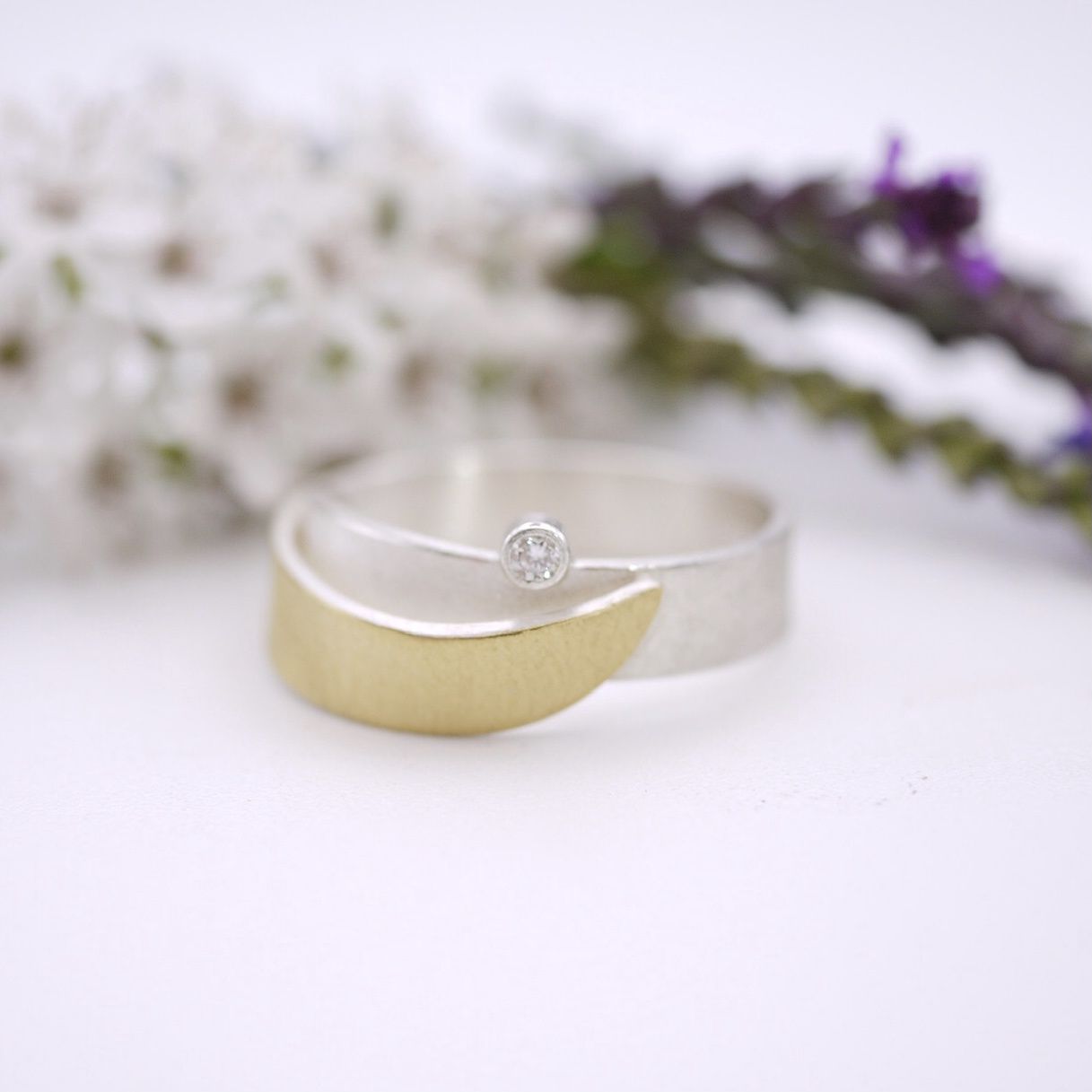 Rip curl ring with diamond