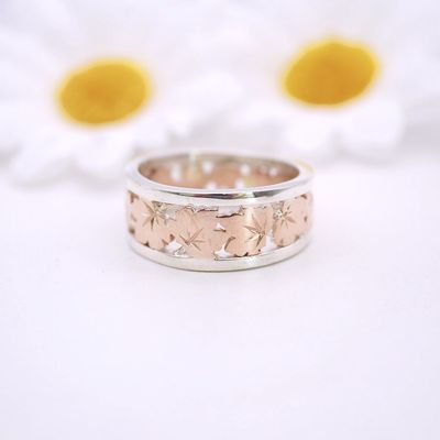 Maple ring in gold and silver