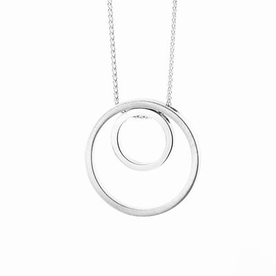 Double halo pendant in silver