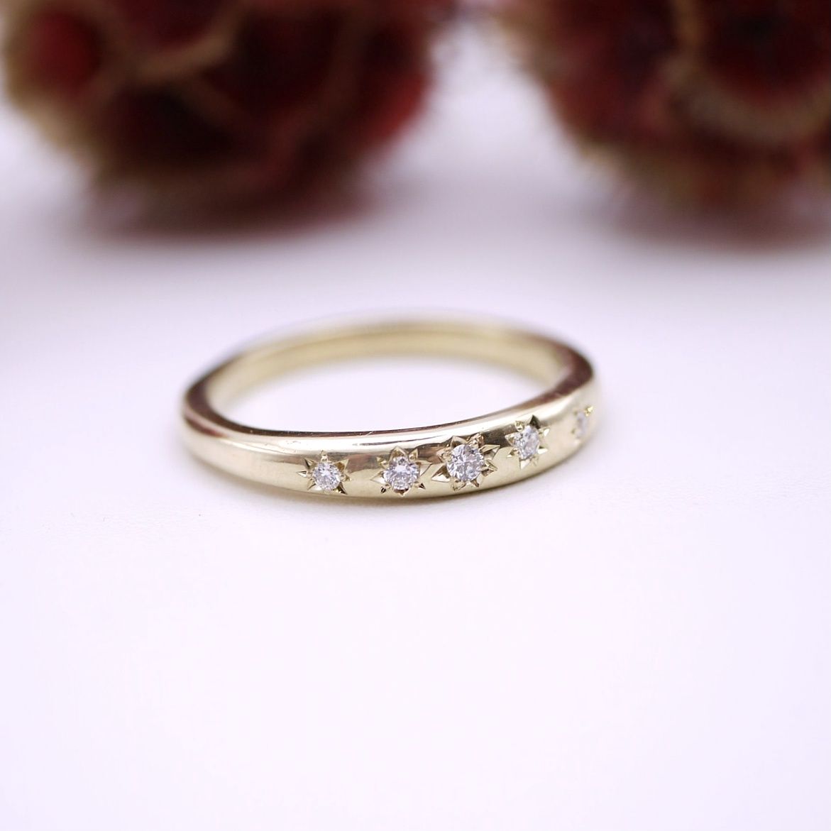 Diamond star rings in gold, Colour gold: Yellow