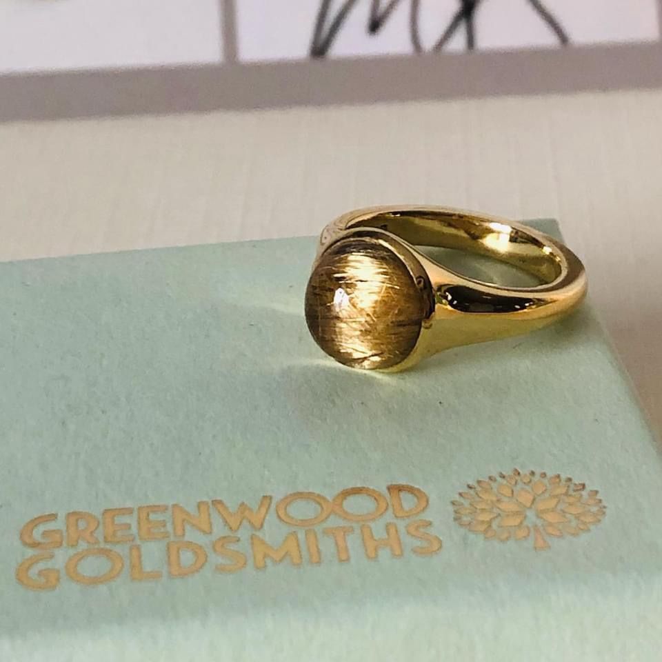 Golden  rutilated  ring