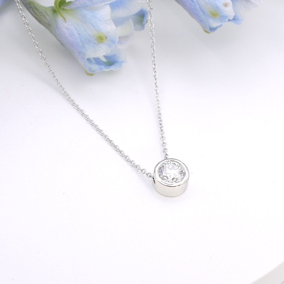 Lab diamond floating pendant in white gold