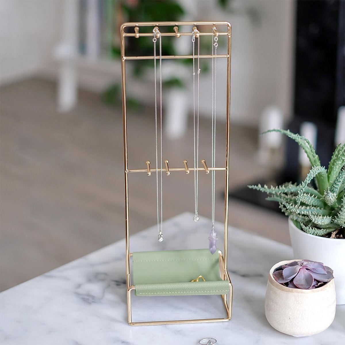 Scoop jewellery stand, Colour: Sage