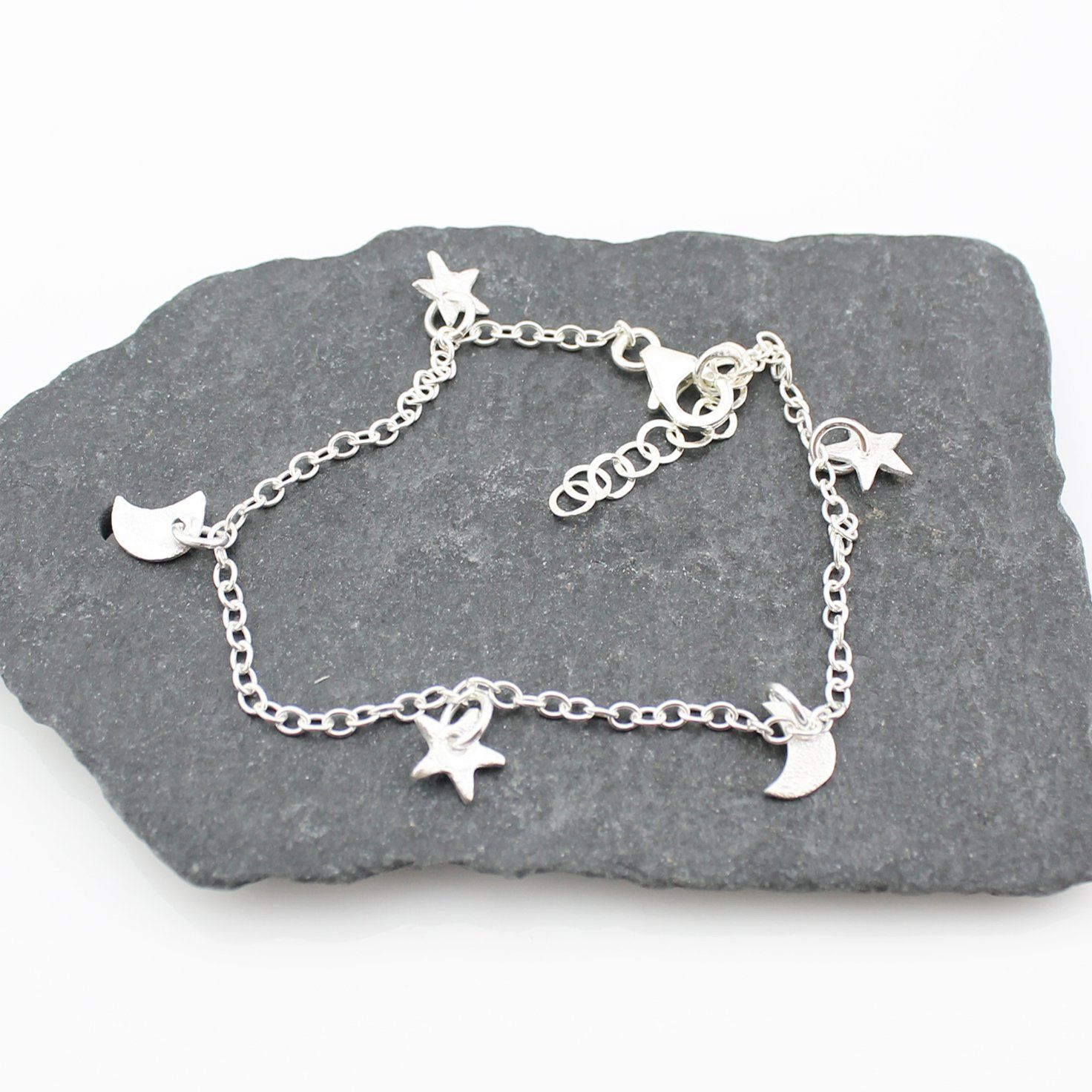 Charm bracelet