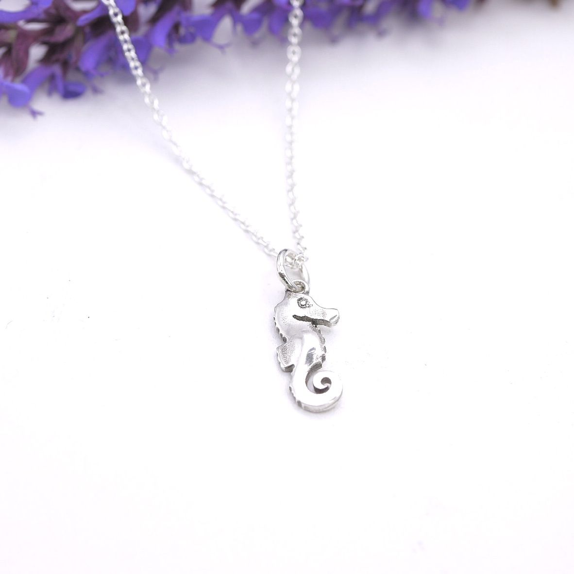 Seahorse pendant