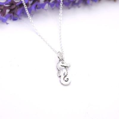 Seahorse pendant