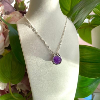 Sling-shot orbit pendant with gemstones
