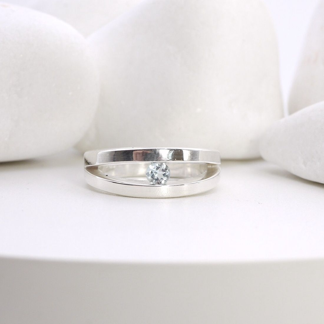 Split ring, Stone: Aquamarine