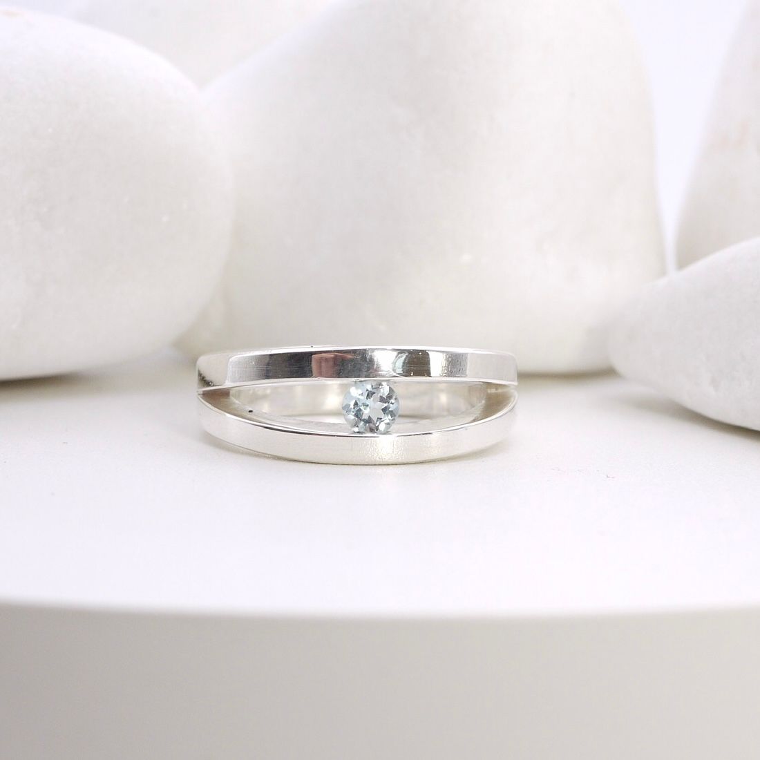 Split ring, Stone: Aquamarine