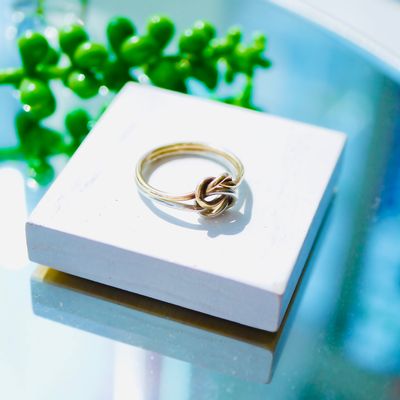 Double love knot ring - gold & silver mix