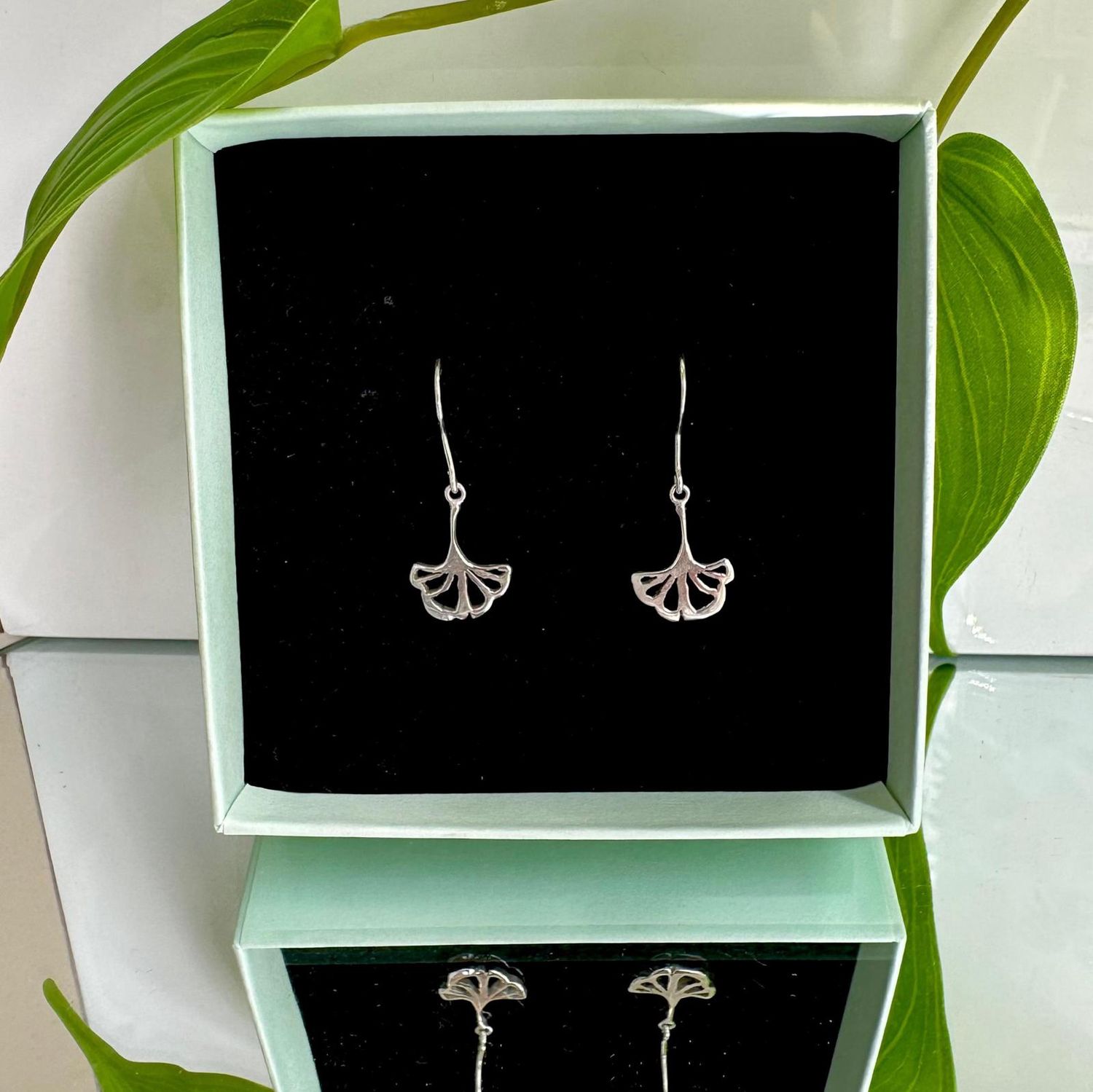 Ginkgo earrings, Size: Small