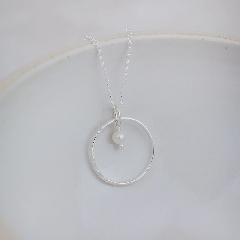 Celestial hoop pendant, Stone: Pearl