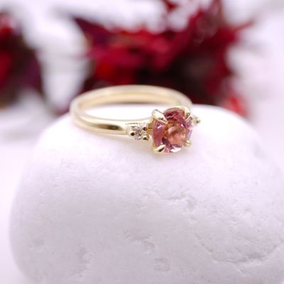 The pink cornflower ring