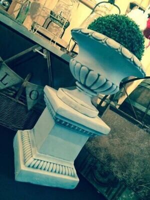 Urn; squat - antique white